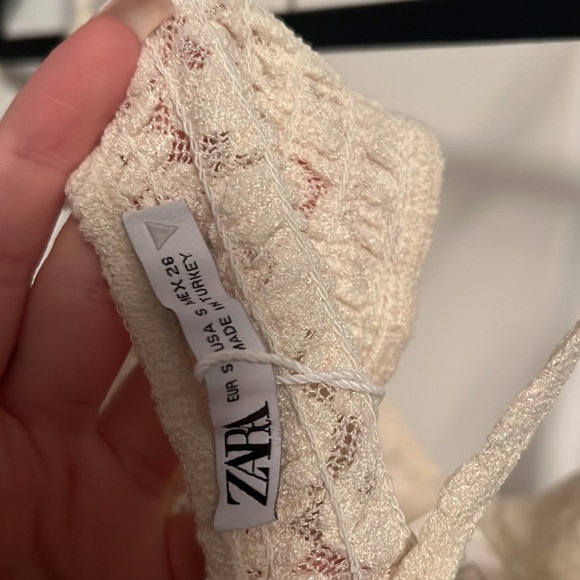 Zara - Laced Tank Top - Picture 4 of 4